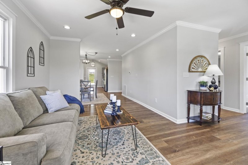 Property image 4 at 8 Furman Street, Greenville, SC 29611