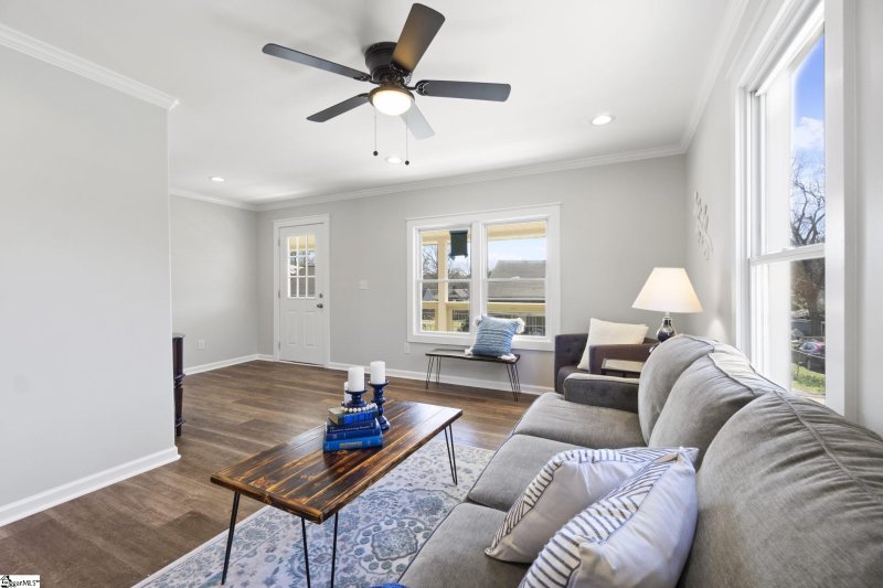 Property image 5 at 8 Furman Street, Greenville, SC 29611