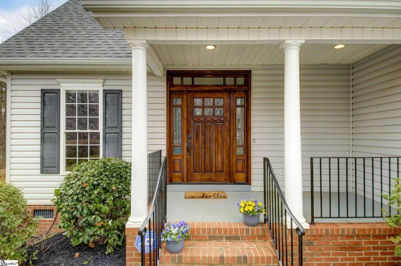 Property image 2 at 113 Glencreek Drive, Greer, SC 29650