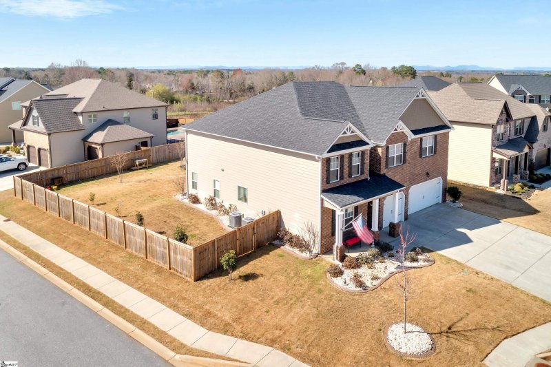 Property image 2 at 101 Elmway Lane, Simpsonville, SC 29681-4699