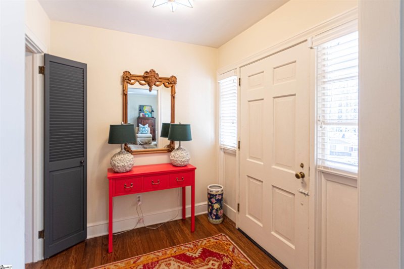 Property image 3 at 305 DELLWOOD Drive, Greenville, SC 29609