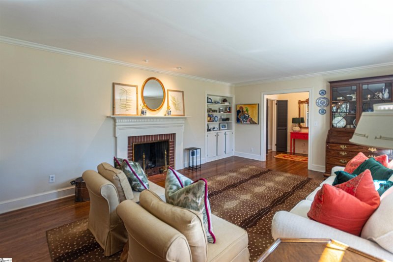 Property image 5 at 305 DELLWOOD Drive, Greenville, SC 29609