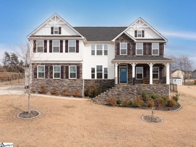 328 Regent Drive