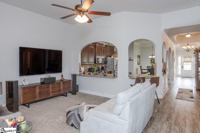 Property image 4 at 505 E Czardas Way, Woodruff, SC 29388