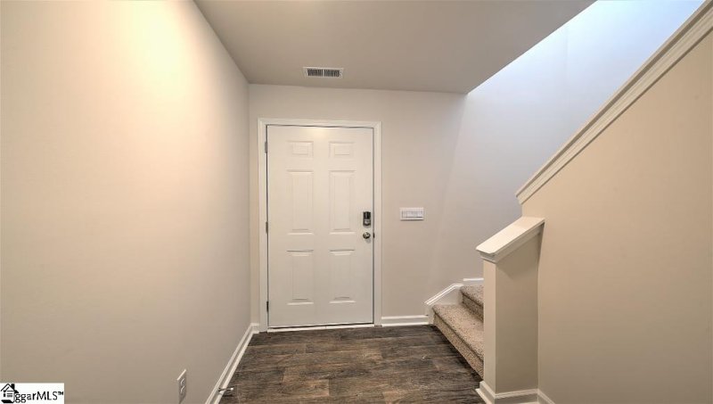 Property image 2 at 205 Oakmont Valley Trail, Seneca, SC 29678