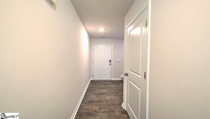 Property image 3 at 205 Oakmont Valley Trail, Seneca, SC 29678