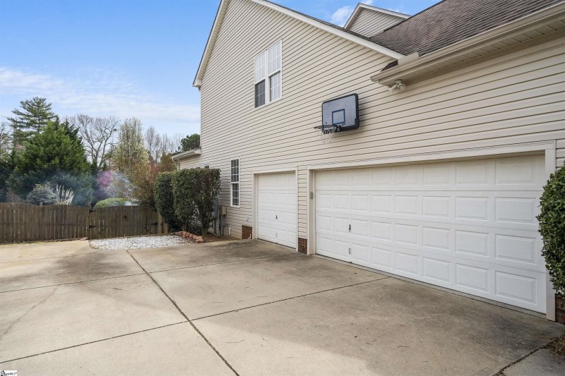 Property image 4 at 108 Pond Terrace Lane, Simpsonville, SC 29681-3638