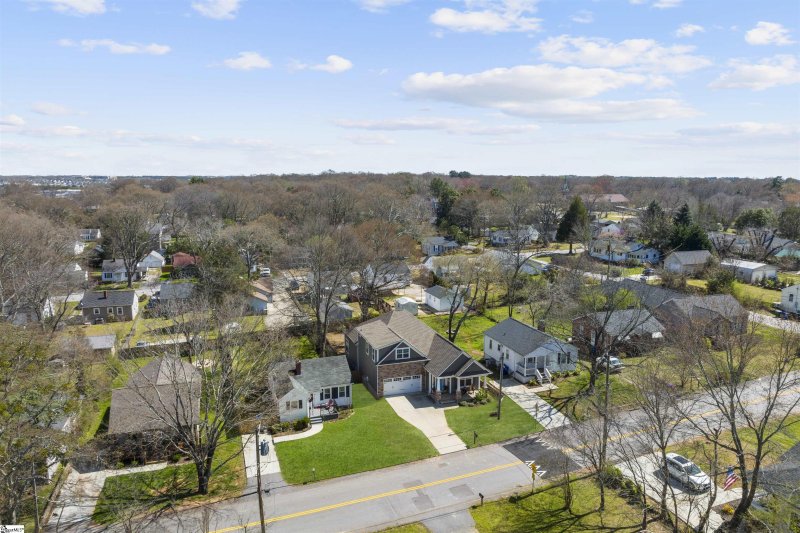 Property image 3 at 117 Cumberland Avenue, Greenville, SC 29607