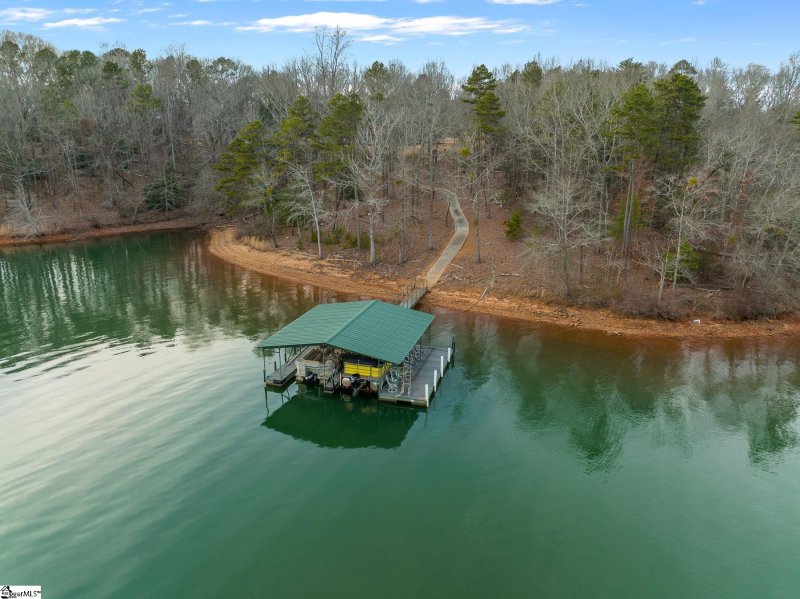 Property image 3 at 200 Paradise Circle, Townville, SC 29689