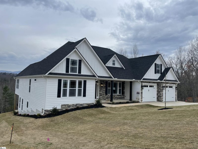 Property image 2 at 512 Apache Place, Marietta, SC 29661