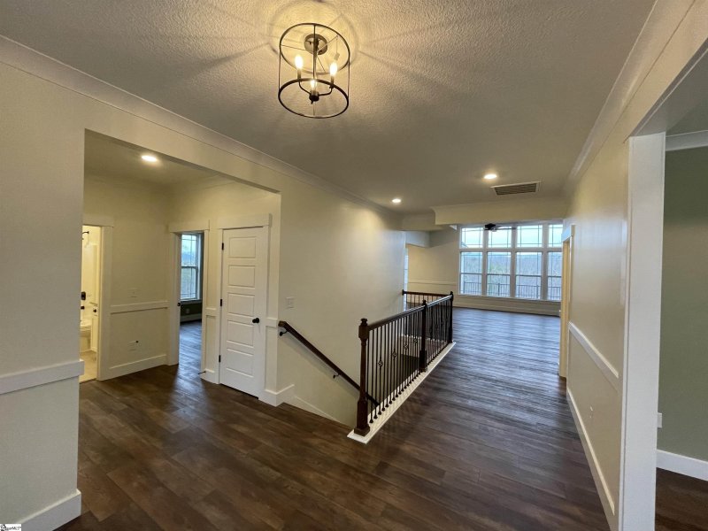 Property image 3 at 512 Apache Place, Marietta, SC 29661