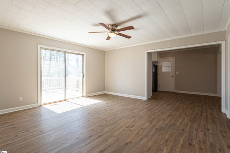 Property image 4 at 7 ALPINE Drive, Taylors, SC 29687