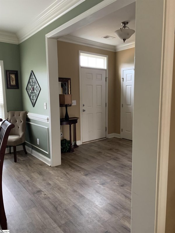 Property image 3 at 204 Belgray Court, Taylors, SC 29687-4097