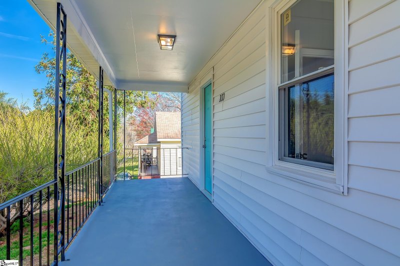 Property image 4 at 114 Dunklin Street, Easley, SC 29640