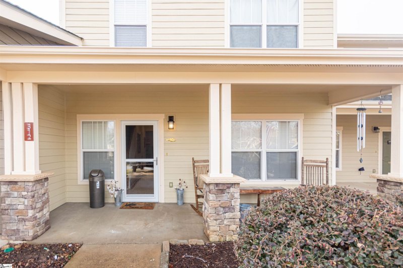 Property image 3 at 312 SHALLOW Drive, Taylors, SC 29687