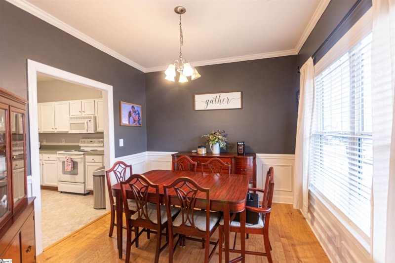 Property image 4 at 312 SHALLOW Drive, Taylors, SC 29687