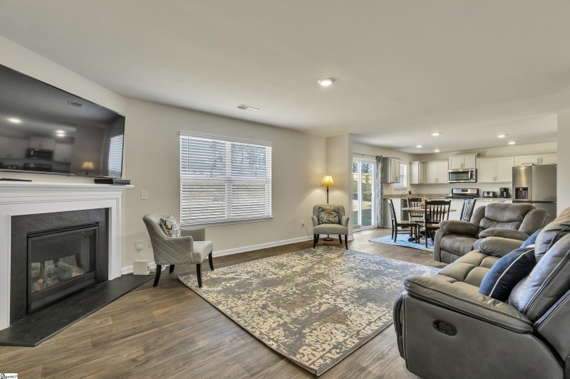 Property image 3 at 136 Poplarville Drive, Piedmont, SC 29673