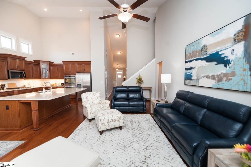 Property image 5 at 707 Lockhurst Drive, Simpsonville, SC 29681