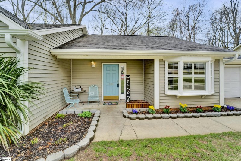 Property image 4 at 104 Boxelder Lane, Simpsonville, SC 29681-6302