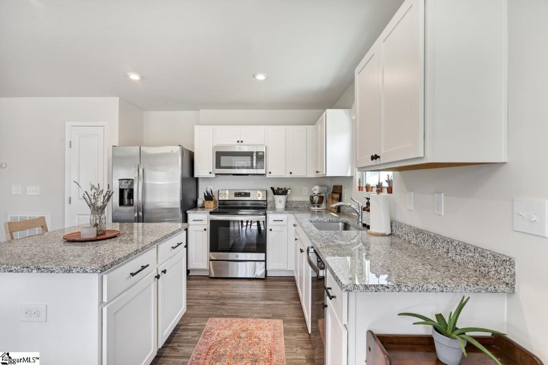 Property image 4 at 104 Barrington Creek Road, Piedmont, SC 29673