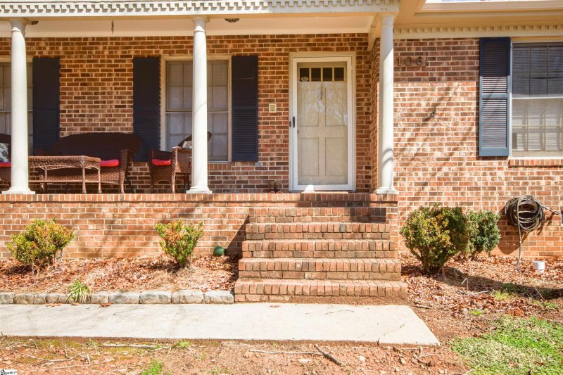 Property image 4 at 106 Old Mill Road, Taylors, SC 29687