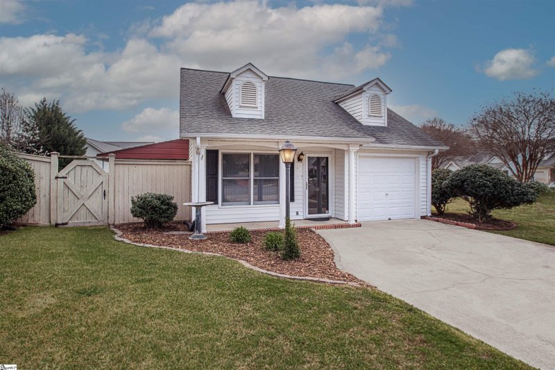 Property image 2 at 113 Cobblestone Court, Anderson, SC 29621