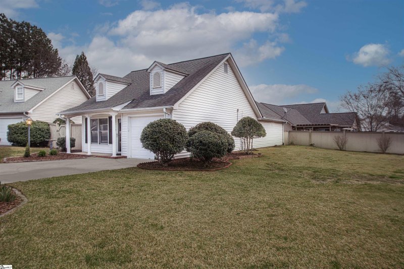 Property image 3 at 113 Cobblestone Court, Anderson, SC 29621