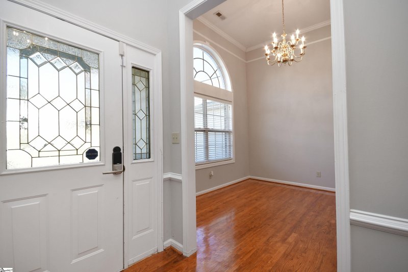 Property image 4 at 303 Winding Brook Court, Greenville, SC 29617