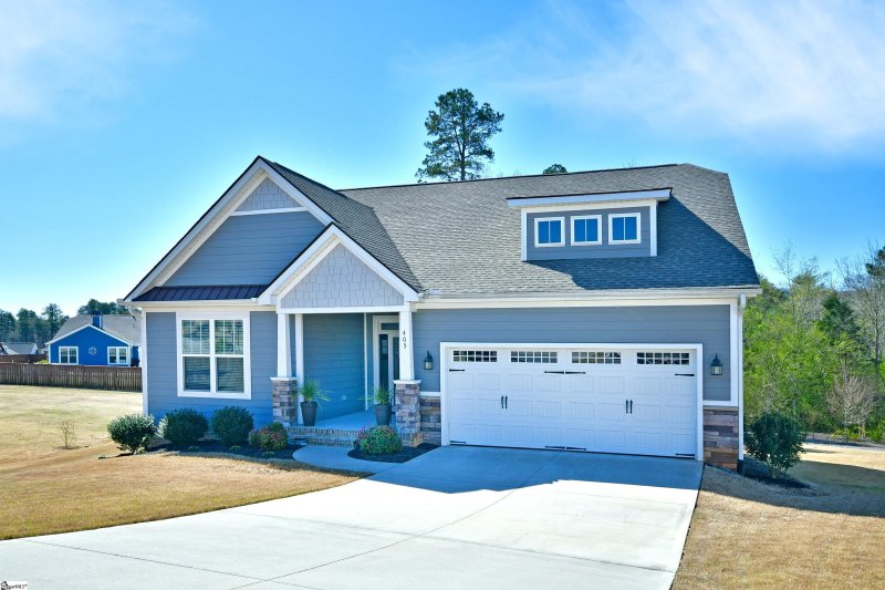 Property image 2 at 405 Skyway Place, Travelers Rest, SC 29690