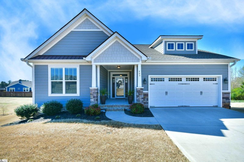 Property image 3 at 405 Skyway Place, Travelers Rest, SC 29690