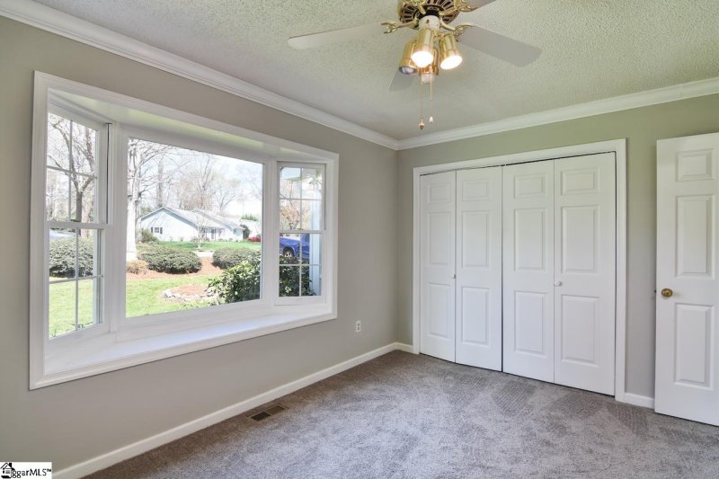 Property image 4 at 401 Latrobe Drive, Simpsonville, SC 29681