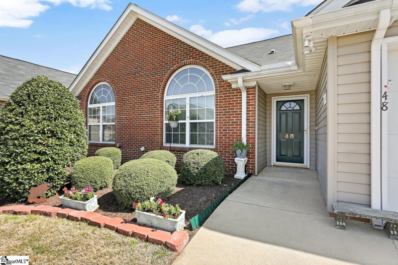 Property image 2 at 48 Magnolia Crest Drive, Simpsonville, SC 29681