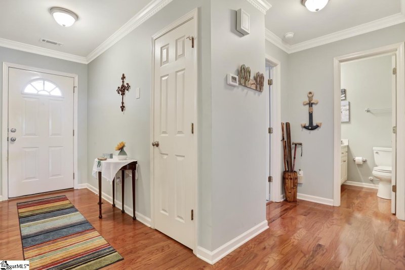 Property image 3 at 48 Magnolia Crest Drive, Simpsonville, SC 29681