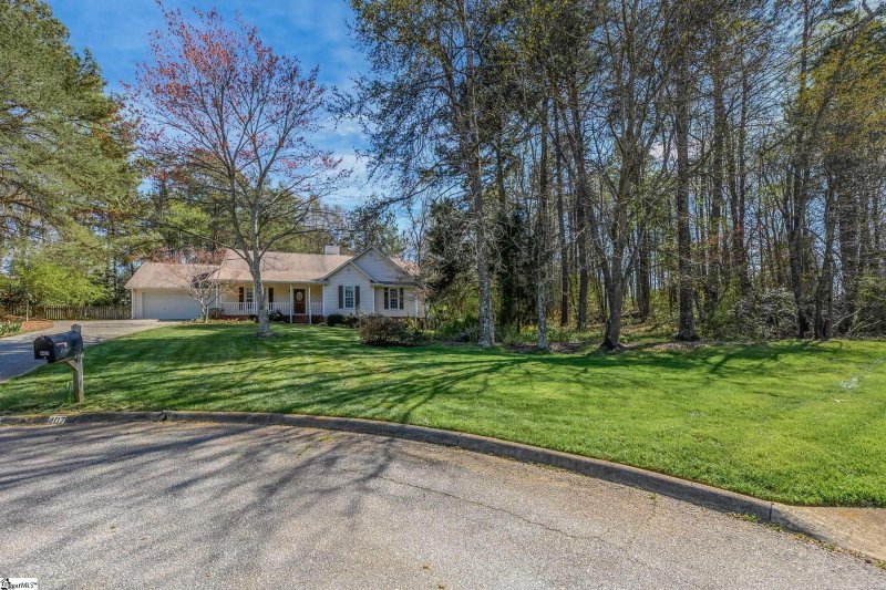 Property image 2 at 407 Poplar Ridge Road, Simpsonville, SC 29681