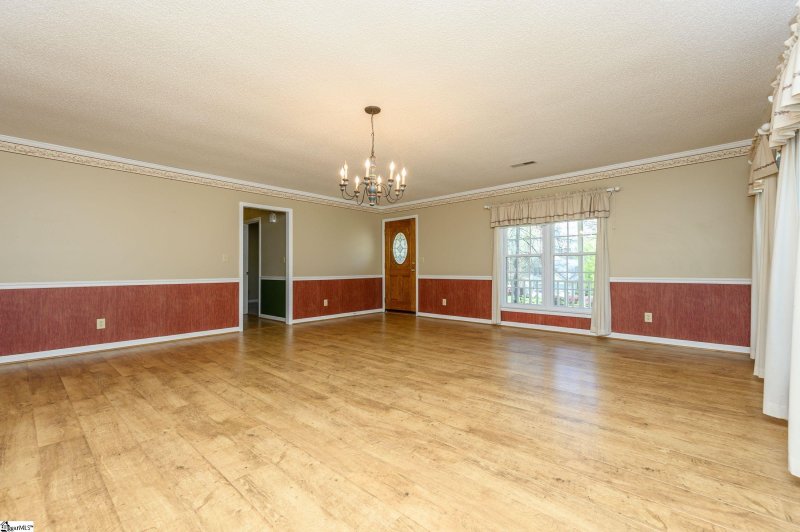 Property image 3 at 407 Poplar Ridge Road, Simpsonville, SC 29681