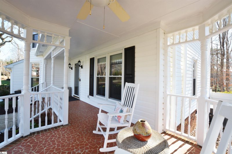 Property image 4 at 111 Linkside Drive, Taylors, SC 29687