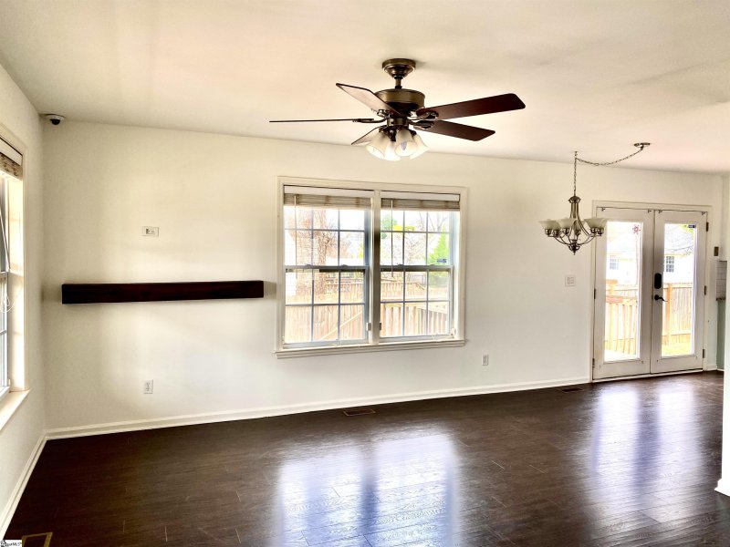 Property image 3 at 324 OConner Court, Greenville, SC 29609