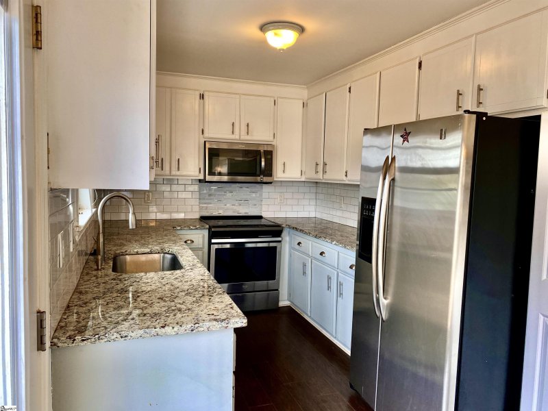 Property image 5 at 324 OConner Court, Greenville, SC 29609