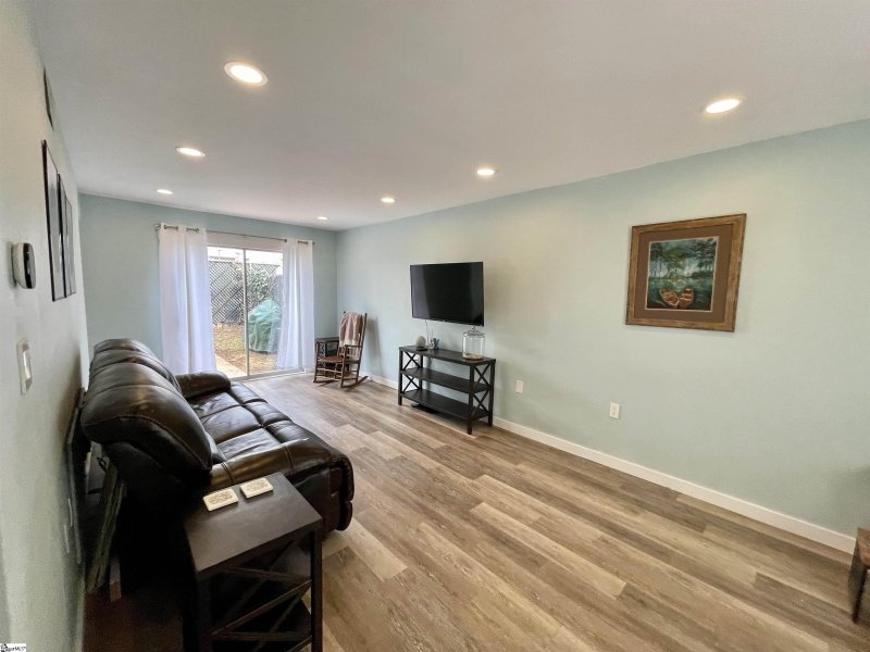 Property image 3 at 3706 E North Street, Greenville, SC 29615