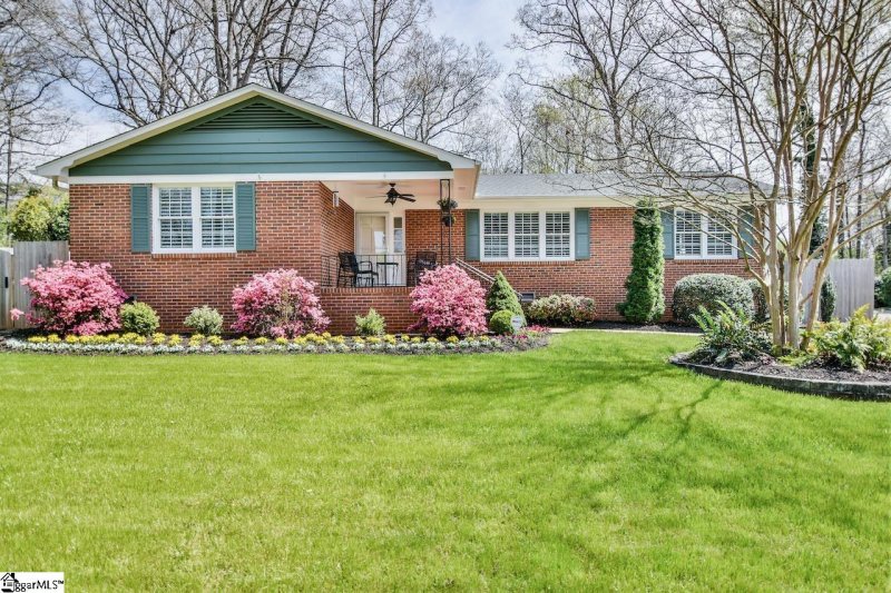 Property image 3 at 7 Stone Lake Court, Greenville, SC 29609