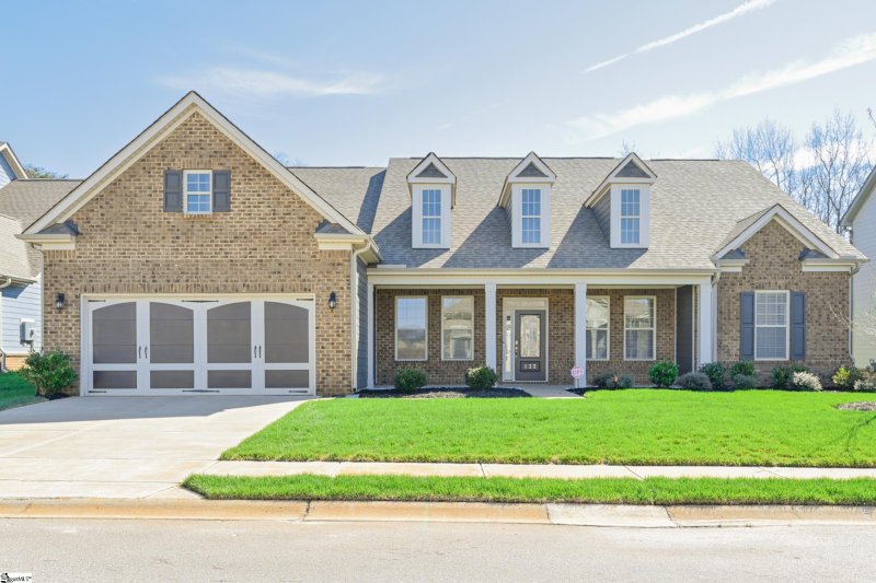 Property image 2 at 122 Riverland Woods Drive, Simpsonville, SC 29681