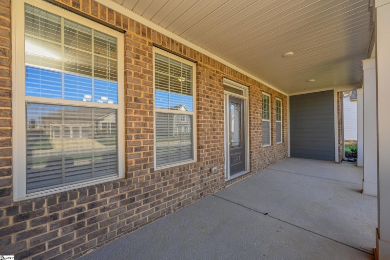 Property image 3 at 122 Riverland Woods Drive, Simpsonville, SC 29681