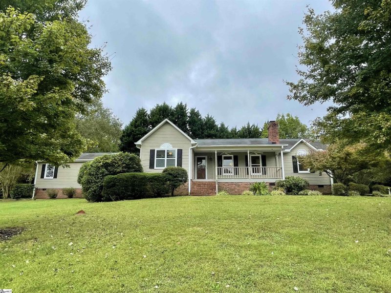 Property image 2 at 400 Wildmarsh Road, Piedmont, SC 29673