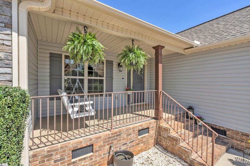 Property image 3 at 709 Barkley Avenue, Chesnee, SC 29323