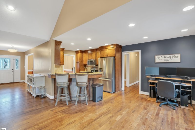 Property image 4 at 709 Barkley Avenue, Chesnee, SC 29323