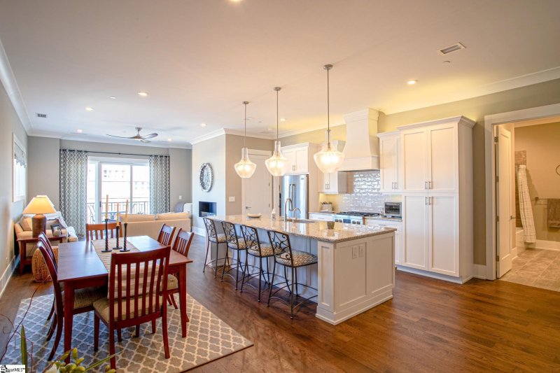 Property image 4 at 110 N Markley Street, Greenville, SC 29601