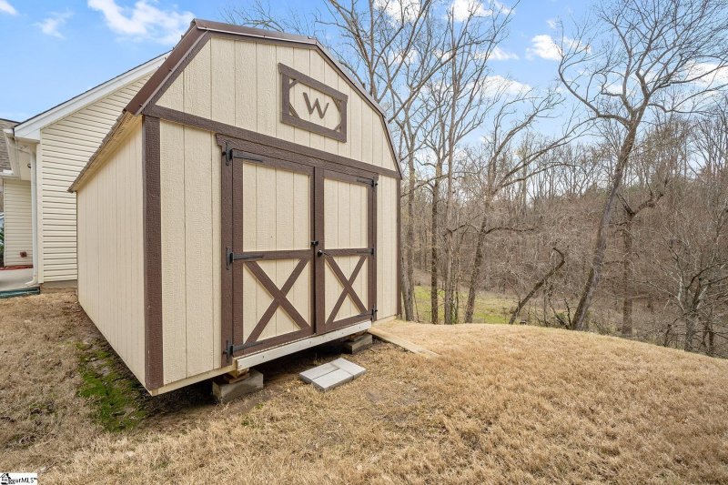 Property image 4 at 311 Winding Brook Court, Greenville, SC 29617