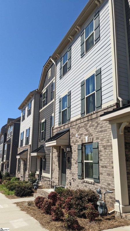 Property image 2 at 7 Itasca Drive, Greenville, SC 29609