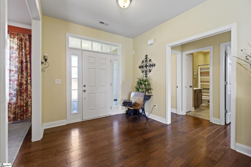 Property image 3 at 105 Wallhaven Drive, Greer, SC 29651