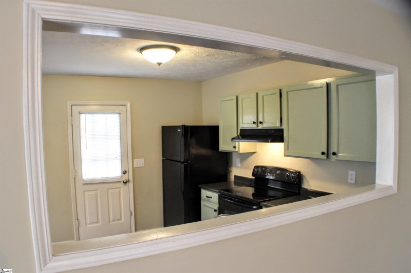 Property image 5 at 17 Brookdale Avenue, Greenville, SC 29607
